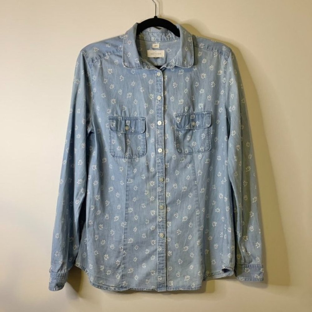LOFT ‘The Softened Shirt’ Button Down Floral Chambray Light Weight Relaxed Fit